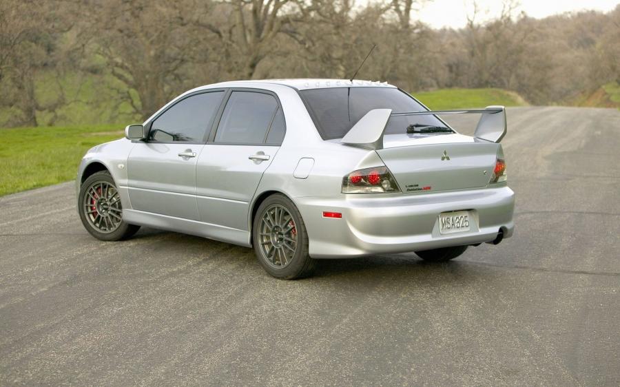  Mitsubishi Lancer Evolution IX MR 2007 года  (фото 58 из 129)